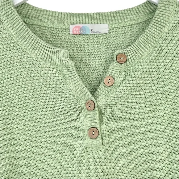 Free People FP Beach Hailee Sweater - Green Waffle Knit Slouchy Henley Top sz M - Picture 7 of 12